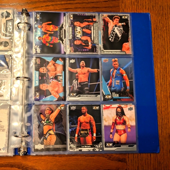 AEW Wrestling Cards Binder 🔥 AEW Trading Cards Collection Lot Collection - Picture 9 of 11